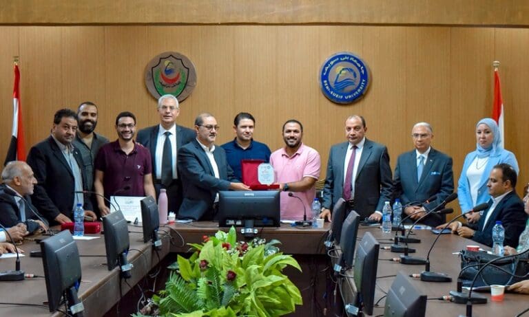 رئيس جامعة بني سويف يرأس مجلس كلية الطب البشري.. تفاصيل 4 34 1 رئيس جامعة بني سويف يرأس مجلس كلية الطب البشري.. تفاصيل موقع في الجامعة