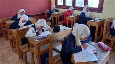امتحان نهاية العام للشهادة الإعدادية.. للينك تسجيل الاستمارة الالكترونية للطلاب المتخلفين 3 لجان امتحانات