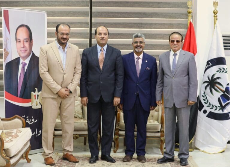 رئيس جامعة العريش يناقش مع وكيل وزارة الصحة لبناء مستقبل صحي أفضل في شمال سيناء 6 IMG 20240715 WA0111 رئيس جامعة العريش يناقش مع وكيل وزارة الصحة لبناء مستقبل صحي أفضل في شمال سيناء موقع في الجامعة