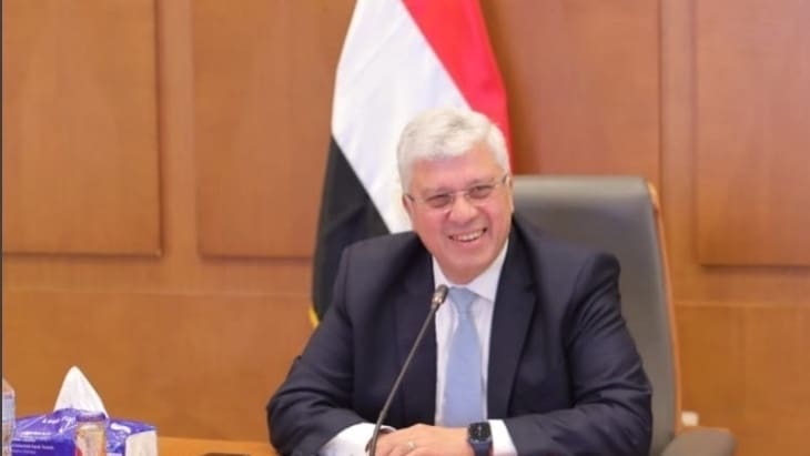 وزير التعليم العالى: منصة إلكترونية للعلماء والخبراء والباحثين المصريين بالخارج 1 b323e703 9dad 4d51 bc37 74996c2a48893 وزير التعليم العالى: منصة إلكترونية للعلماء والخبراء والباحثين المصريين بالخارج موقع في الجامعة