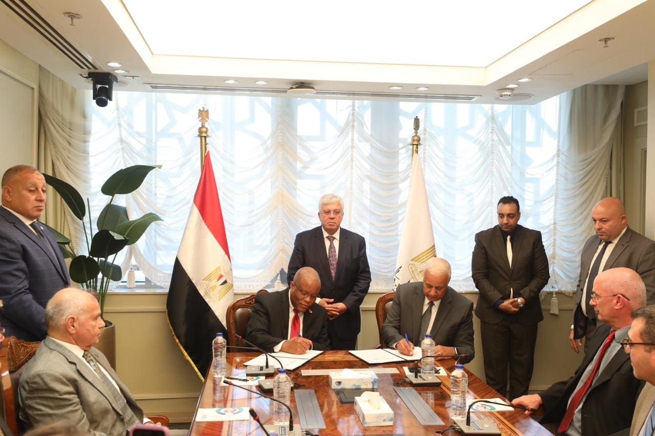 يوفر فرص عمل فى أمريكا .. تفاصيل تعاون جامعة لويفيل الأمريكية مع جامعة العلمين 1 d5d77294 996f 4d05 90e5 fd6eaf36d6a0 يوفر فرص عمل فى أمريكا .. تفاصيل تعاون جامعة لويفيل الأمريكية مع جامعة العلمين موقع في الجامعة