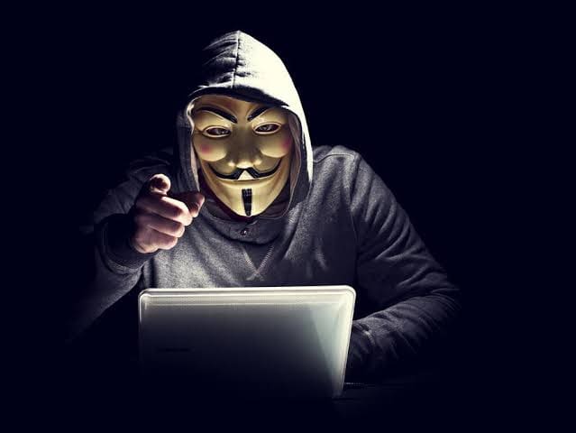 مش شرط يبعتلك رابط.. خبير تكنولوجي يحذر: لا يوجد هاتف غير قابل للاختراق 9 هاكر مش شرط يبعتلك رابط.. خبير تكنولوجي يحذر: لا يوجد هاتف غير قابل للاختراق موقع في الجامعة