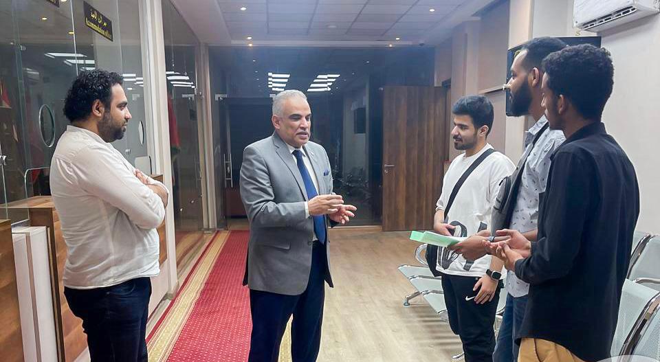 453529461 1286625302307180 5674268377616293128 n القائم بأعمال رئيس جامعة طنطا يستطلع آراء الطلاب المتقدمين خلال تفقده مركز رعاية الطلاب الوافدين موقع في الجامعة
