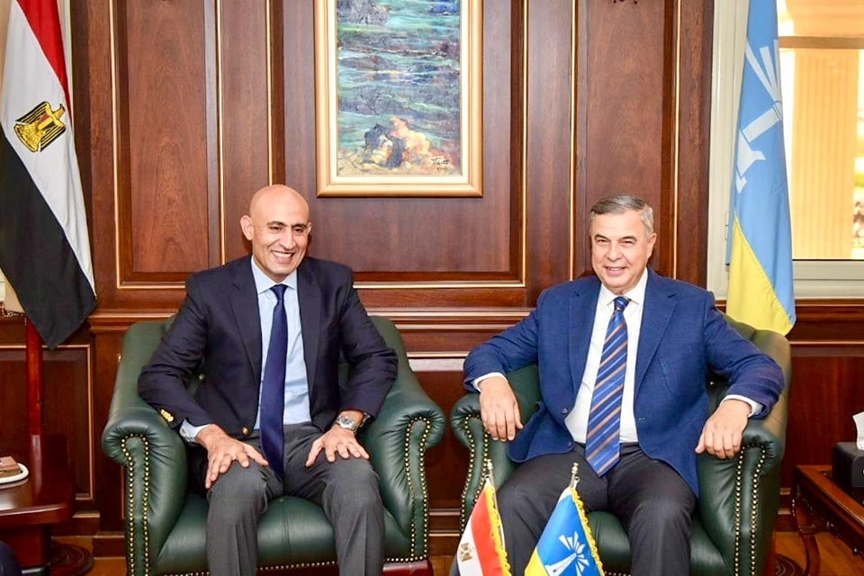 455356119 907362208088387 1475643576081774659 n وزيرالتعليم يصل الإسكندرية لمتابعة تنفيذ آليات مواجهة الكثافات الطلابية وسد العجز في المعلمين موقع في الجامعة