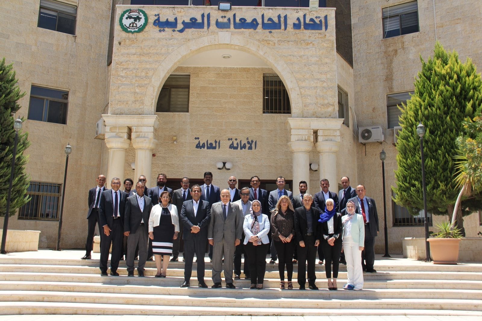 5cc59f4e a6ab 448d ba11 bc10acabb5ba وفد من التعليم العالي وبنك المعرفة المصري يزور اتحاد الجامعات العربية بالأردن لبحث التعاون موقع في الجامعة