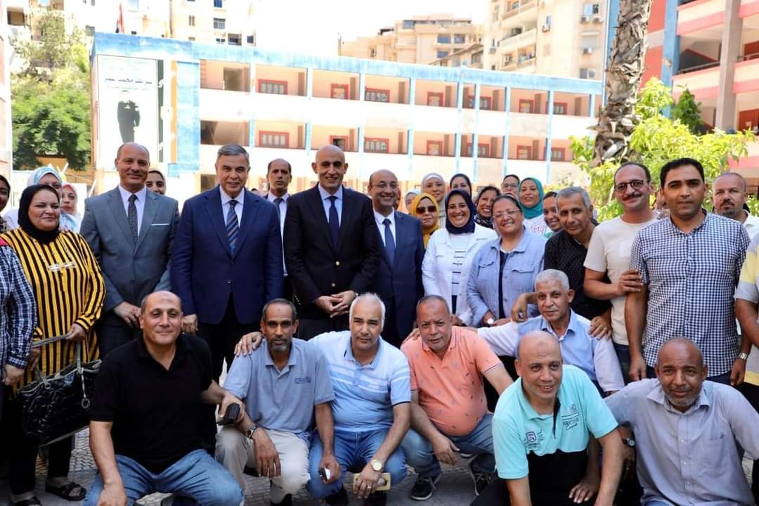 FB IMG 1723733515495 من الإسكندرية.. وزير التربية والتعليم يناقش مشكلات المعلمين قبل بداية العام الدراسي الجديد  موقع في الجامعة