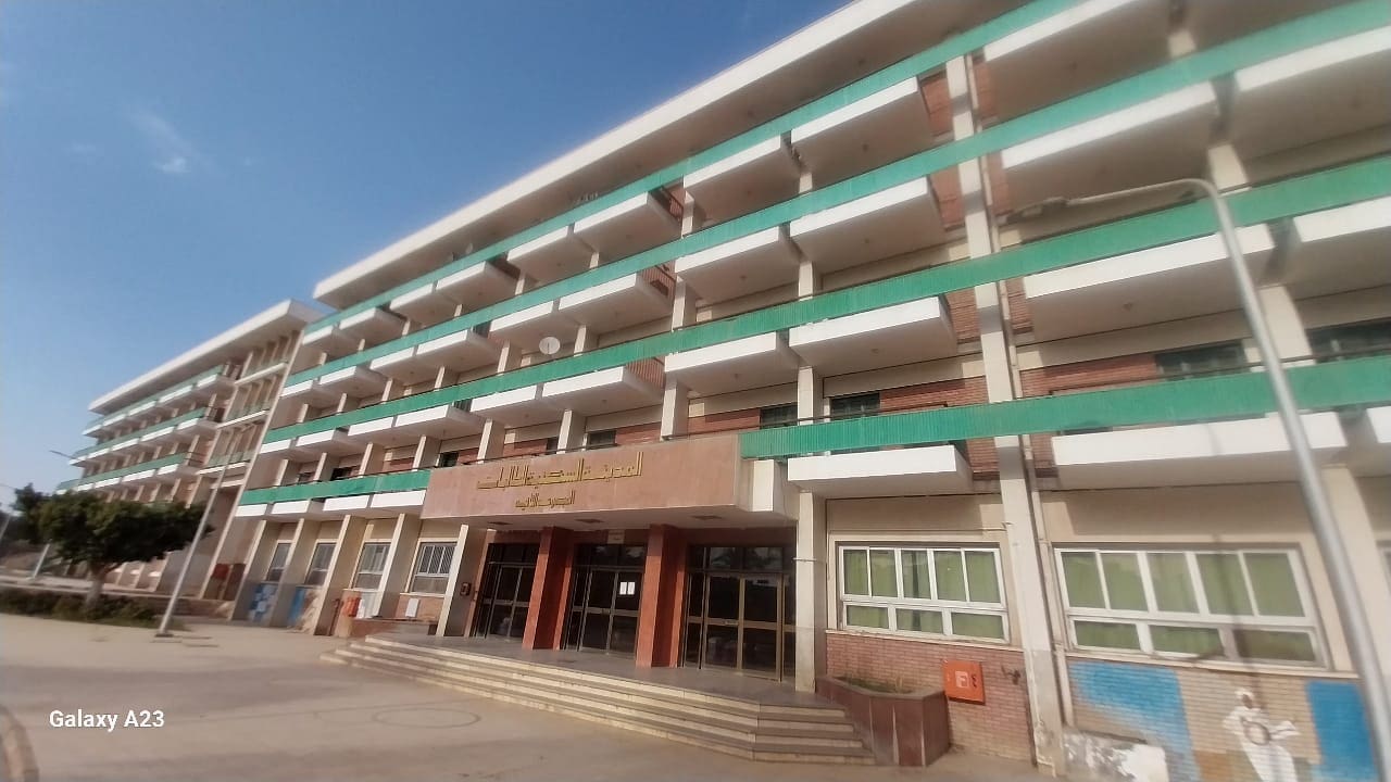 IMG 20240805 WA0017 جامعة أسيوط: صيانة شاملة وتجديدات بالمدن الجامعية خلال الأجازة الصيفية استعداداً للعام الدراسي الجديد موقع في الجامعة
