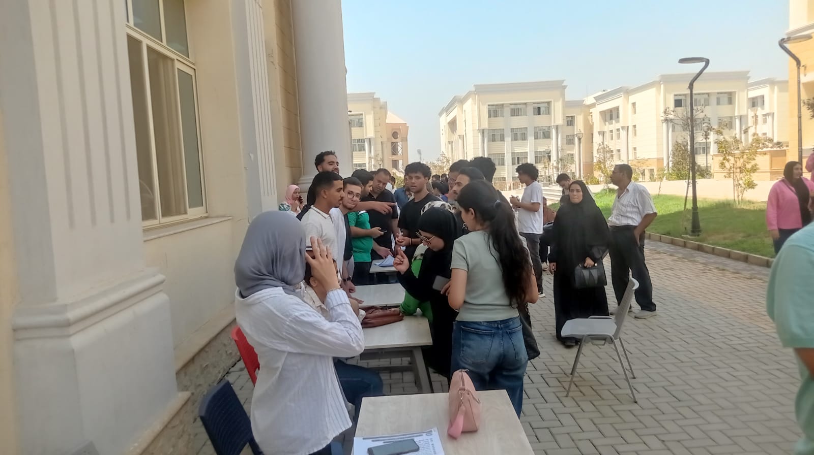 IMG 20240811 WA0052 يعد زيادة الإقبال.. توجيه من رئيس جامعة حلوان الأهلية لاستقبال الطلاب موقع في الجامعة