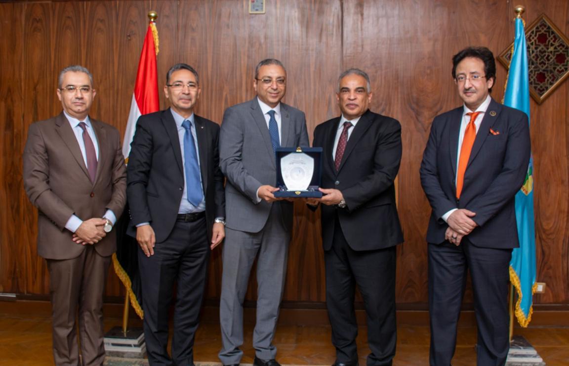 IMG 20240831 WA0055 طنطا مجلس جامعة طنطا يكرم أعضاء هيئة التدريس الفائزين بجوائز أكاديمية البحث العلمي موقع في الجامعة