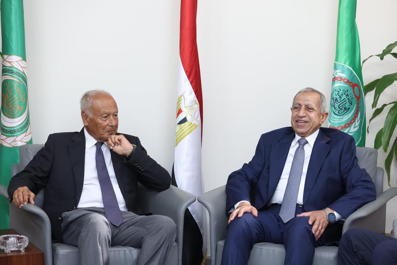 مناظرات تمكين الشباب من خلال الثقافة الإعلامية والمعلوماتية 1 أمين جامعة الدول العربية والدكتور إسماعيل عبدالغفار