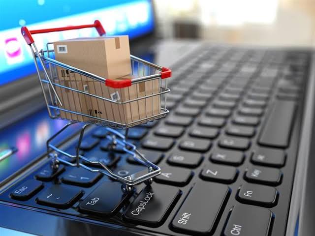 الشراء أون لاين نصائح هامة لاختيار منتجات عالية الجودة عبر الإنترنت - فيديو موقع في الجامعة