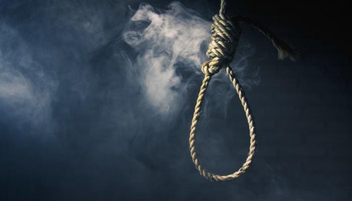 انتحار ضغوط بسبب ضغوط أسرته.. طالب ثانوية عامة ينهي حياته بحبة غلة موقع في الجامعة