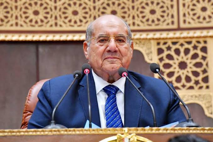 رئيس مجلس الشيوخ السبت.. رئيس الشيوخ يشارك بمسابقة المحكمة الصورية بالجامعة البريطانية موقع في الجامعة