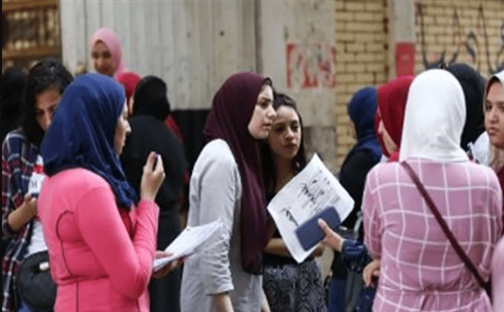 أفضل مصادر المذاكرة للثانوية العامة 2025 | كتب ومنصات مجانية