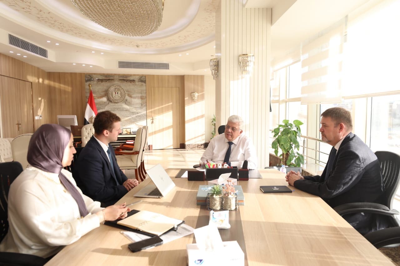 27adf877 331b 4f5f 81ae 7b8c09ac1536 جامعة القاهرة وزير التعليم العالي يستقبل وفدًا من مؤسسة التايمز البريطانية لبحث تصنيفات الجامعات المصرية موقع في الجامعة