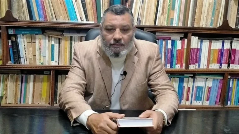 جامعة الأزهر تقرر إيقاف الدكتور إمام رمضان 3 أشهر بعد فتوى جواز سرقة الكهرباء والمياه 2 758 في الجامعة جامعة الأزهر تقرر إيقاف الدكتور إمام رمضان 3 أشهر بعد فتوى جواز سرقة الكهرباء والمياه موقع في الجامعة
