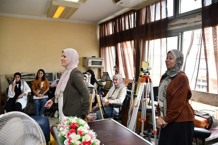 جولة تعريفية للطالبات الجدد بكلية البنات جامعة عين شمس 9 IMG 20240909 WA0017 مرصد الأزهر جولة تعريفية للطالبات الجدد بكلية البنات جامعة عين شمس موقع في الجامعة