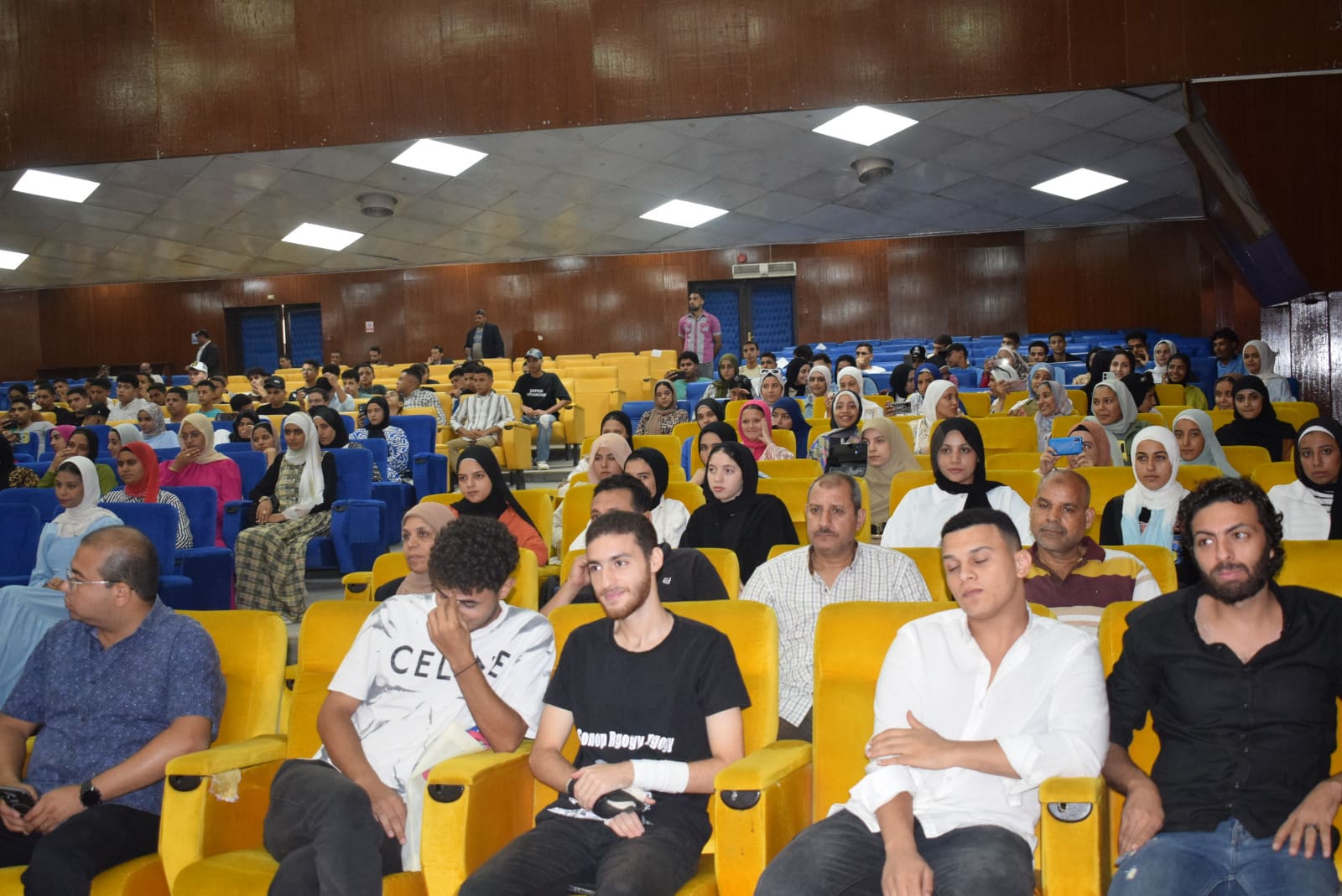 IMG 20240918 WA0190 محافظ القليوبية محافظ القليوبية ورئيس جامعة بنها يطلقان المرحلة الرابعة من المبادرة الرئاسية "صنايعية مصر" موقع في الجامعة