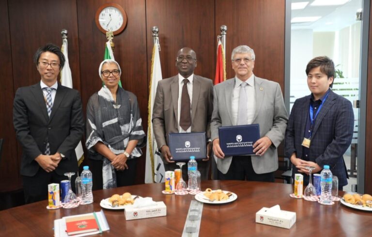 البنك الأفريقي للتنمية وحكومة اليابان يقدمان ٣منح لدراسة الماجستير لطلاب الجامعة اليابانية 21 البنك الأفريقي يقدم منح للجامعة اليابانية