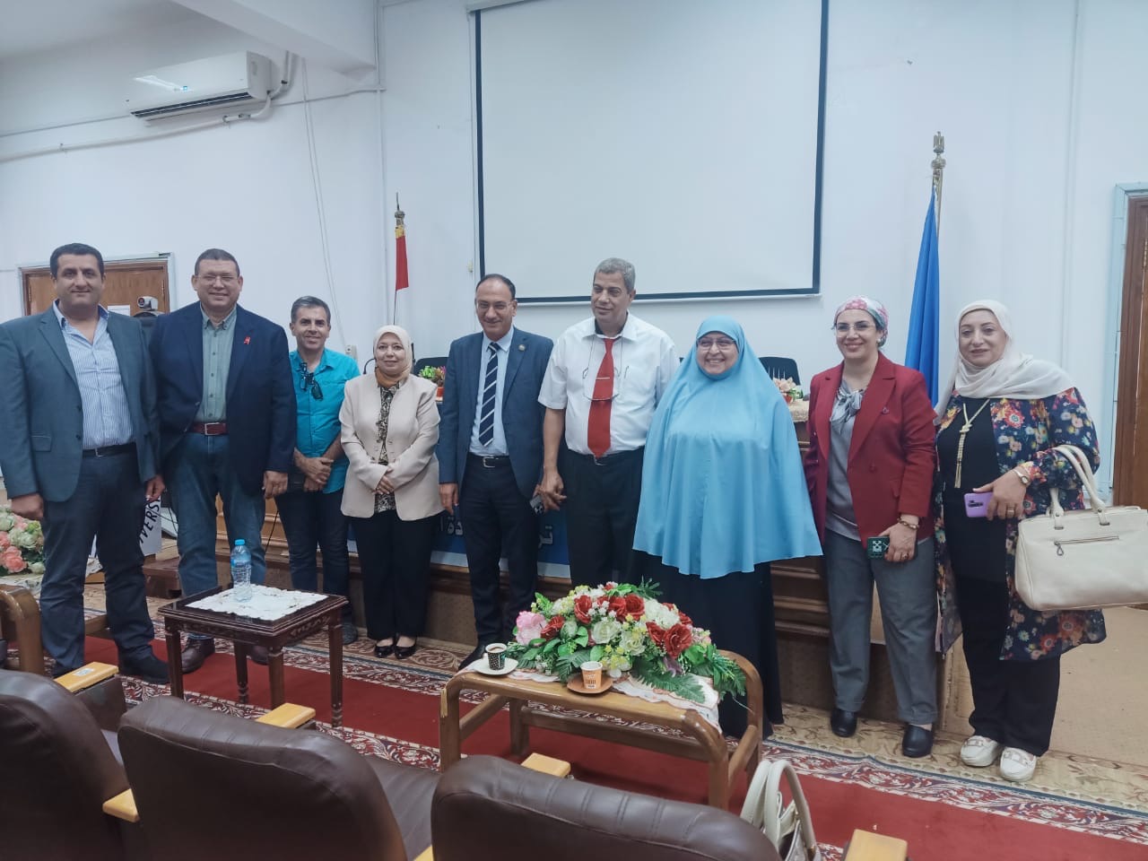 جامعة قناة السويس تنظم برنامجا تدريبيا حول "وفاة القلب المفاجئة" 1 eeb533e5 79e2 45ec b20c 21913271787f جامعة قناة السويس تنظم برنامجا تدريبيا حول "وفاة القلب المفاجئة" موقع في الجامعة