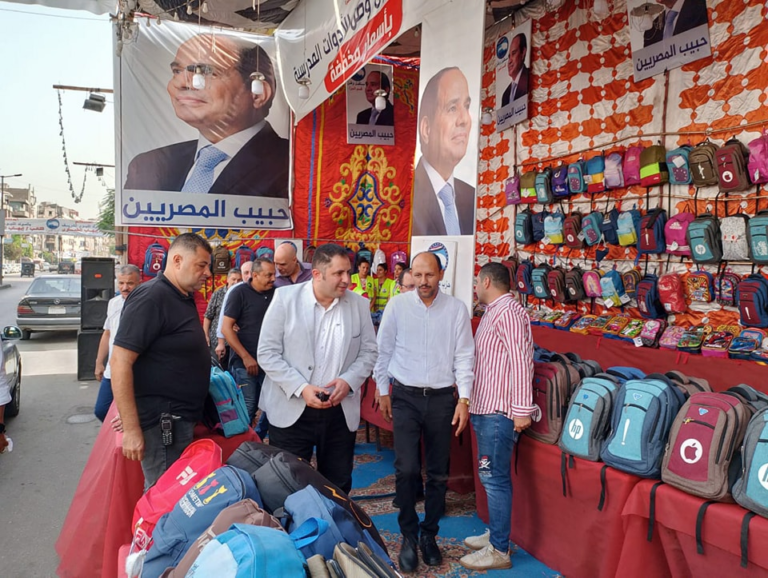 القاهرة: إنشاء معارض لبيع مستلزمات المدارس بأسعار مخفضة لتخفيف العبء على المواطنين بحى شبرا 12 received 2112167875846592 مدرسة طه حسين القاهرة: إنشاء معارض لبيع مستلزمات المدارس بأسعار مخفضة لتخفيف العبء على المواطنين بحى شبرا موقع في الجامعة