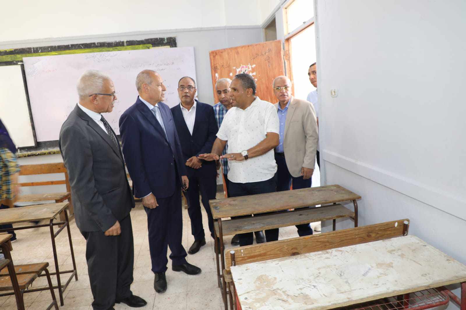 received 2480770148791991 بدء فعاليات محافظ القاهرة يتفقد عددا من المدارس بالسيدة زينب استعدادا للعام الجديد موقع في الجامعة