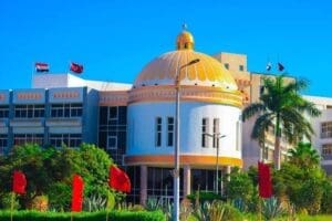 جامعة الفيوم تعتمد لائحة الدراسات العليا المحدثة بكلية الصيدلة 2 جامعة الفيوم