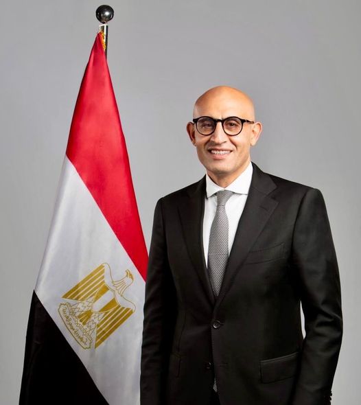 Applid Math.. نماذج استرشادية متاحة الآن 1 وزير التربية والتعليم الدكتور محمد عبداللطيف