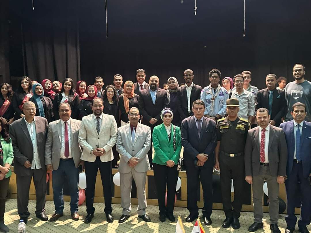 جامعة الأقصر تنظم حفل انتصارات أكتوبر المجيدة واستقبال الطلاب بالعام الدراسي الجديد 1 1000312198 الأقصر جامعة الأقصر تنظم حفل انتصارات أكتوبر المجيدة واستقبال الطلاب بالعام الدراسي الجديد موقع في الجامعة