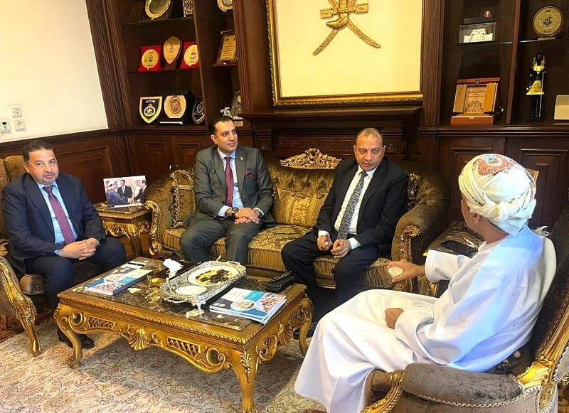 145 1 رئيس جامعة بني سويف يلتقي السفير العماني لبحث سبل التعاون بين الجانبين موقع في الجامعة