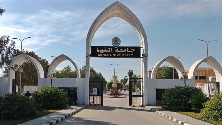 جامعة المنيا تُطلق خطة تطوير شاملة استعدادًا لليوبيل الذهبي وتُعلن تغيير اسم "التربية الرياضية" إلى "علوم الرياضة" 1 2024 5 27 12 16 28 774 جامعة المنيا جامعة المنيا تُطلق خطة تطوير شاملة استعدادًا لليوبيل الذهبي وتُعلن تغيير اسم "التربية الرياضية" إلى "علوم الرياضة" موقع في الجامعة