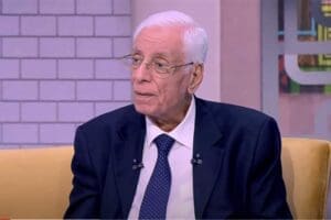 2249778 0 حسام موافي يكشف مفتاح السعادة الحقيقية حسام موافي يكشف مفتاح السعادة الحقيقية: «الفلوس عمرها ما تخلي الإنسان سعيد» موقع في الجامعة