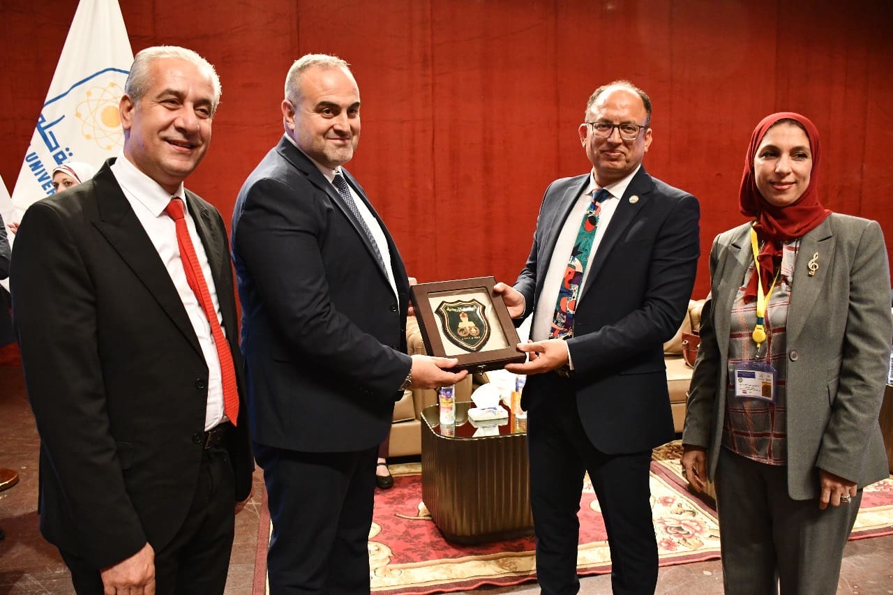 انطلاق فعاليات المؤتمر الدولي الرابع لكلية التربية الموسيقية بجامعة حلوان حول "الموسيقى والمجتمع في القرن الحادي والعشرين 1 52eeb327 383d 4292 87c4 12e44ecd4bb0 جامعة حلوان انطلاق فعاليات المؤتمر الدولي الرابع لكلية التربية الموسيقية بجامعة حلوان حول "الموسيقى والمجتمع في القرن الحادي والعشرين موقع في الجامعة