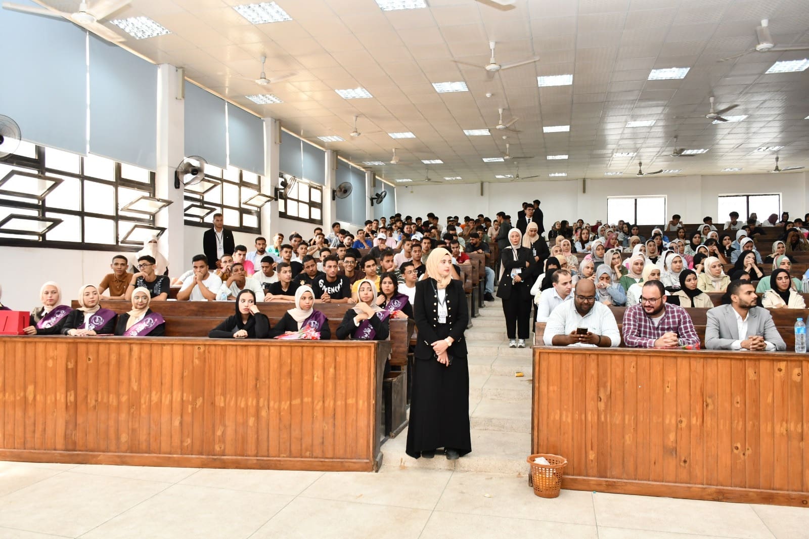 8f2fe8fa d1e1 48d9 876b a9fa2f1b245c جامعة القاهرة كلية التجارة جامعة قناة السويس تستقبل 7258 طالبًا جديدًا في لقاء تعريفي للعام الدراسي 2024-2025 موقع في الجامعة