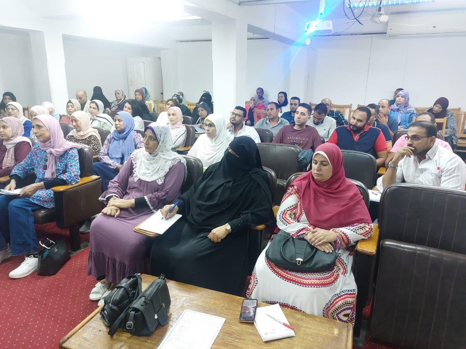 9ebff894 271d 4676 8bb3 d48f999a84ac جامعة حلوان جامعة قناة السويس تنظم برنامجاً تدريبياً حول إدارة الذات وقيادة الآخرين بمشاركة واسعة من الجهات المختلفة موقع في الجامعة