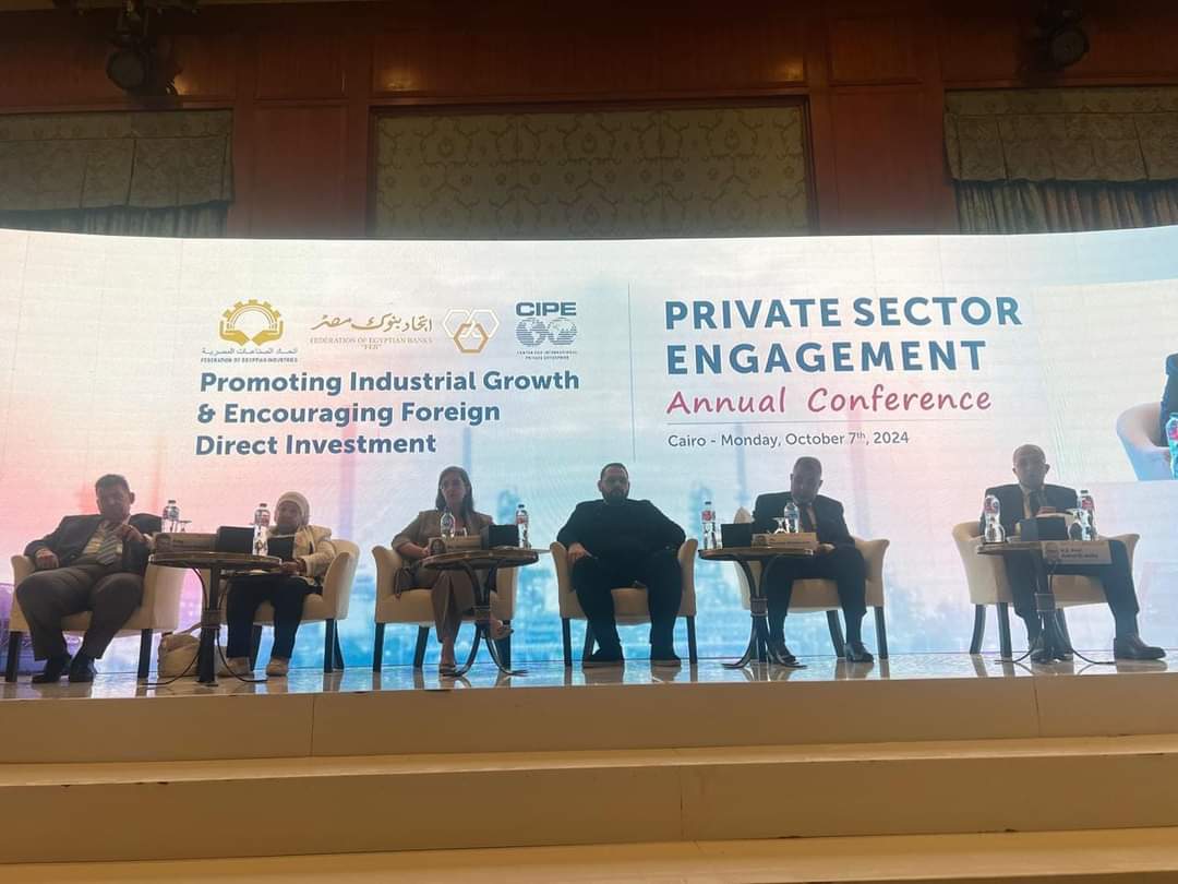 رئيس معهد التخطيط القومي يدير جلسة حوارية حول تعزيز النمو الصناعي وتشجيع الاستثمار الأجنبي المباشر بالمؤتمر السنوي لـ“CIPE “ 1 FB IMG 1728402779440 التخطيط رئيس معهد التخطيط القومي يدير جلسة حوارية حول تعزيز النمو الصناعي وتشجيع الاستثمار الأجنبي المباشر بالمؤتمر السنوي لـ“CIPE “ موقع في الجامعة