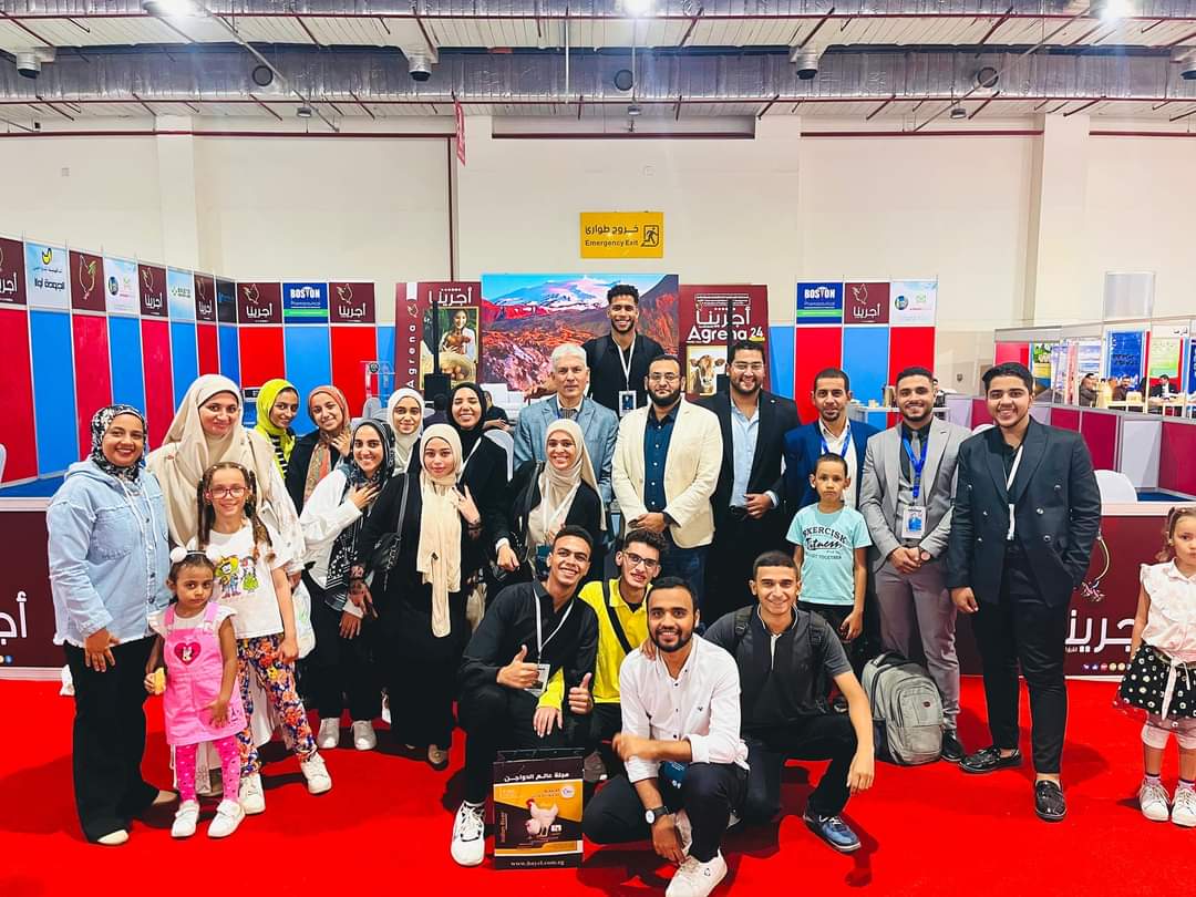 IMG 20241014 WA0009 بمشاركة 30 شركة.. افتتاح فعاليات الملتقى التوظيفى الأول بتجارة بنها موقع في الجامعة