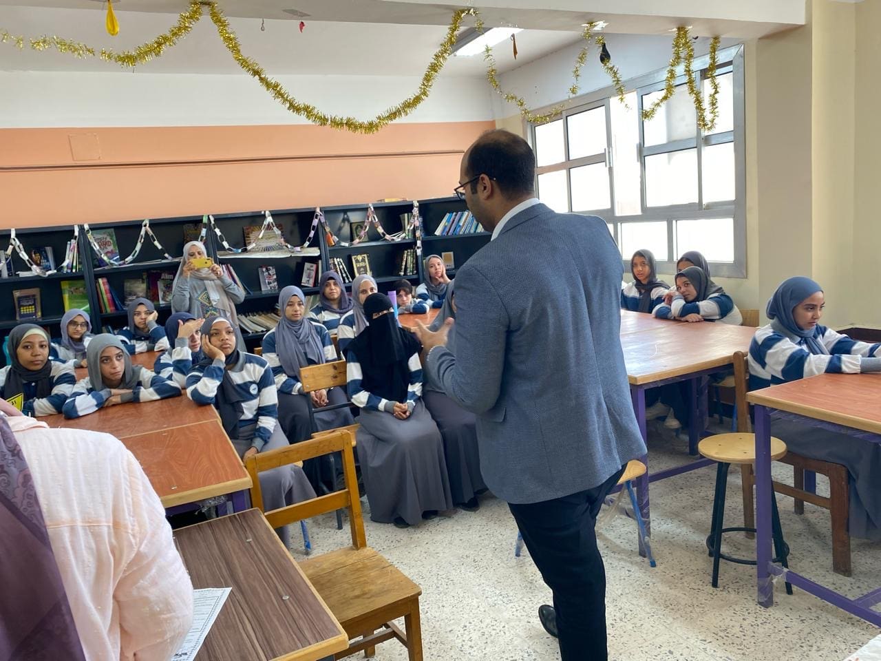 a28cb8cb 1cde 44cb 8b92 e558ca9d5610 جامعة قناة السويس جامعة قناة السويس تطلق ندوة عن البريكس ضمن مبادرة "بداية جديدة" لتعزيز وعي الطلاب بالتحديات الاقتصادية موقع في الجامعة