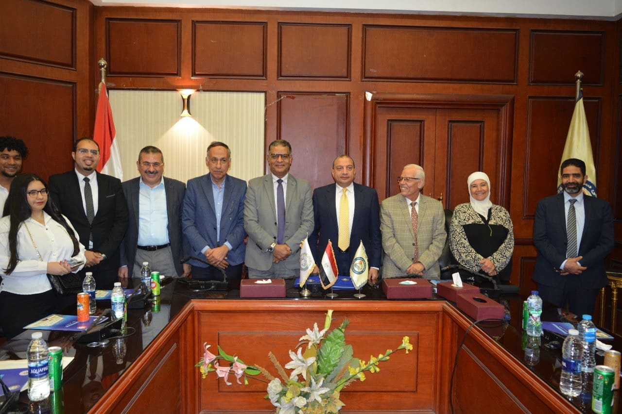 بروتوكول تعاون بين هيئة الاستشعار من البُعد وجامعة بني سويف الأهلية 1 ce124216 4865 4e3d b1bc 2c96d08ca039 جامعة بنى سويف بروتوكول تعاون بين هيئة الاستشعار من البُعد وجامعة بني سويف الأهلية موقع في الجامعة