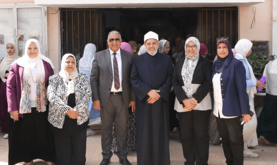 جامعة الأزهر جامعة الأزهر توجيه عاجل من رئيس جامعة الأزهر بشأن أعمال الإنشاء داخل فرع البنات موقع في الجامعة