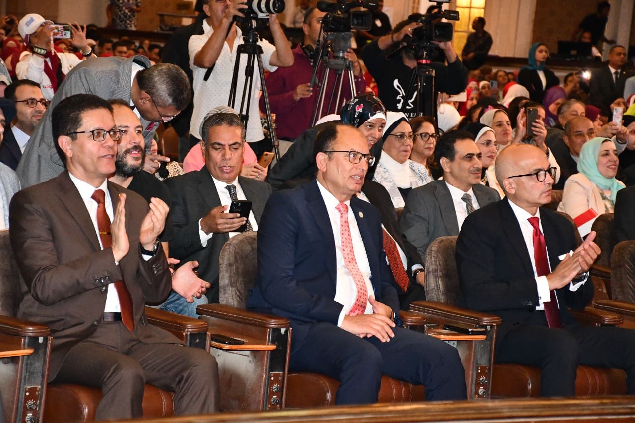 رئيس جامعة حلوان حلوان رئيس جامعة حلوان يشارك في إطلاق مبادرة "تمكين التي أطلقتها وزارة التعليم العالي موقع في الجامعة