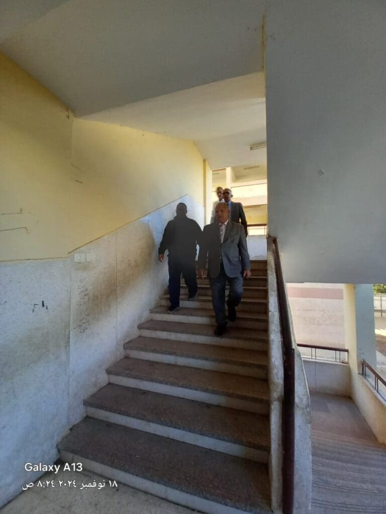 استبعاد مدير مدرسة وإلغاء تكليفه بالفيوم 5 14 1 حملة استبعاد مدير مدرسة وإلغاء تكليفه بالفيوم موقع في الجامعة