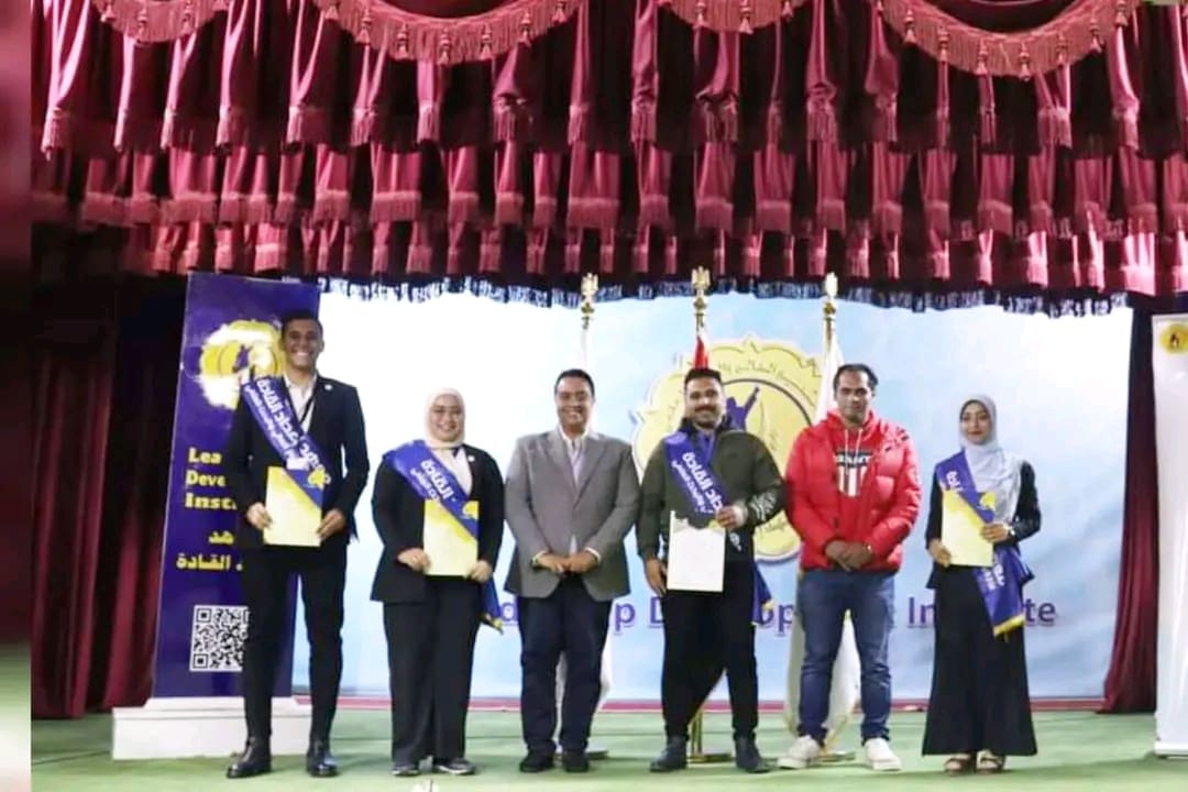 1731939010696 جامعة الأزهر تحت شعار"سفراء الهوية المصرية".. وفد طلابي بجامعة سوهاج يشارك بفعاليات برنامج هوية موقع في الجامعة
