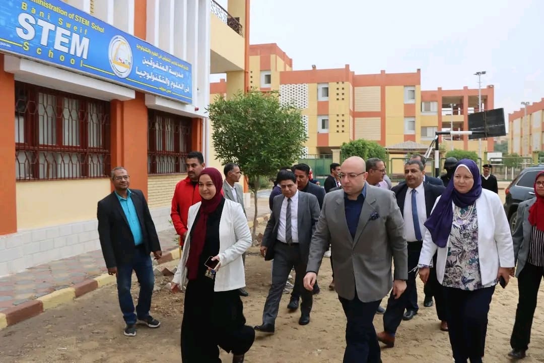 1732472290681 تحيا مصر محافظ بني سويف يتفقد مدرسة STEM .. ويؤكد: المدرسة نموذج مميز لإعداد عقول مبتكرة تسهم في نهضة الوطن موقع في الجامعة