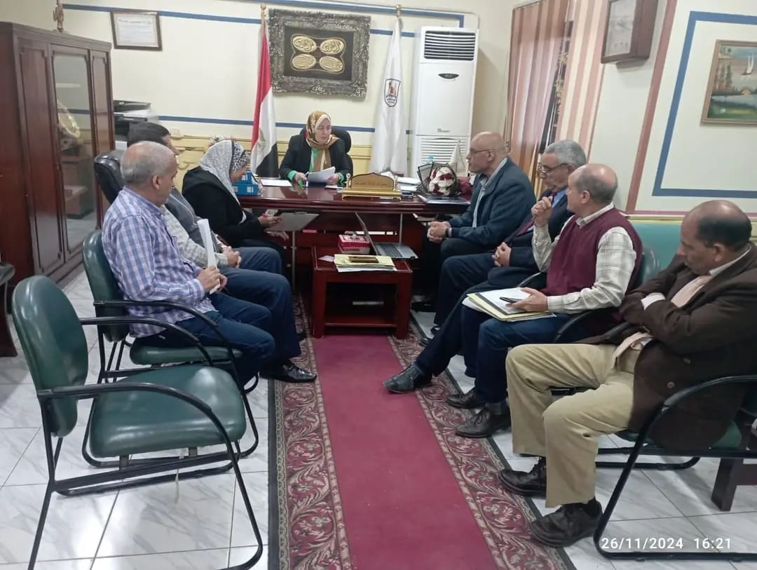 تعرف على توجيهات وكيل التعليم ببني سويف بشأن الخطة الاستثمارية.. تفاصيل 1 1732634271894 2 بني سويف تعرف على توجيهات وكيل التعليم ببني سويف بشأن الخطة الاستثمارية.. تفاصيل موقع في الجامعة