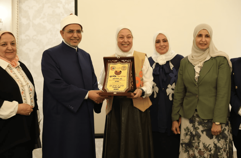 22 3 طب البنات كلية طب البنات بجامعة الأزهر تحتفل بحصولها على شهادة الاعتماد للمرة الثالثة موقع في الجامعة
