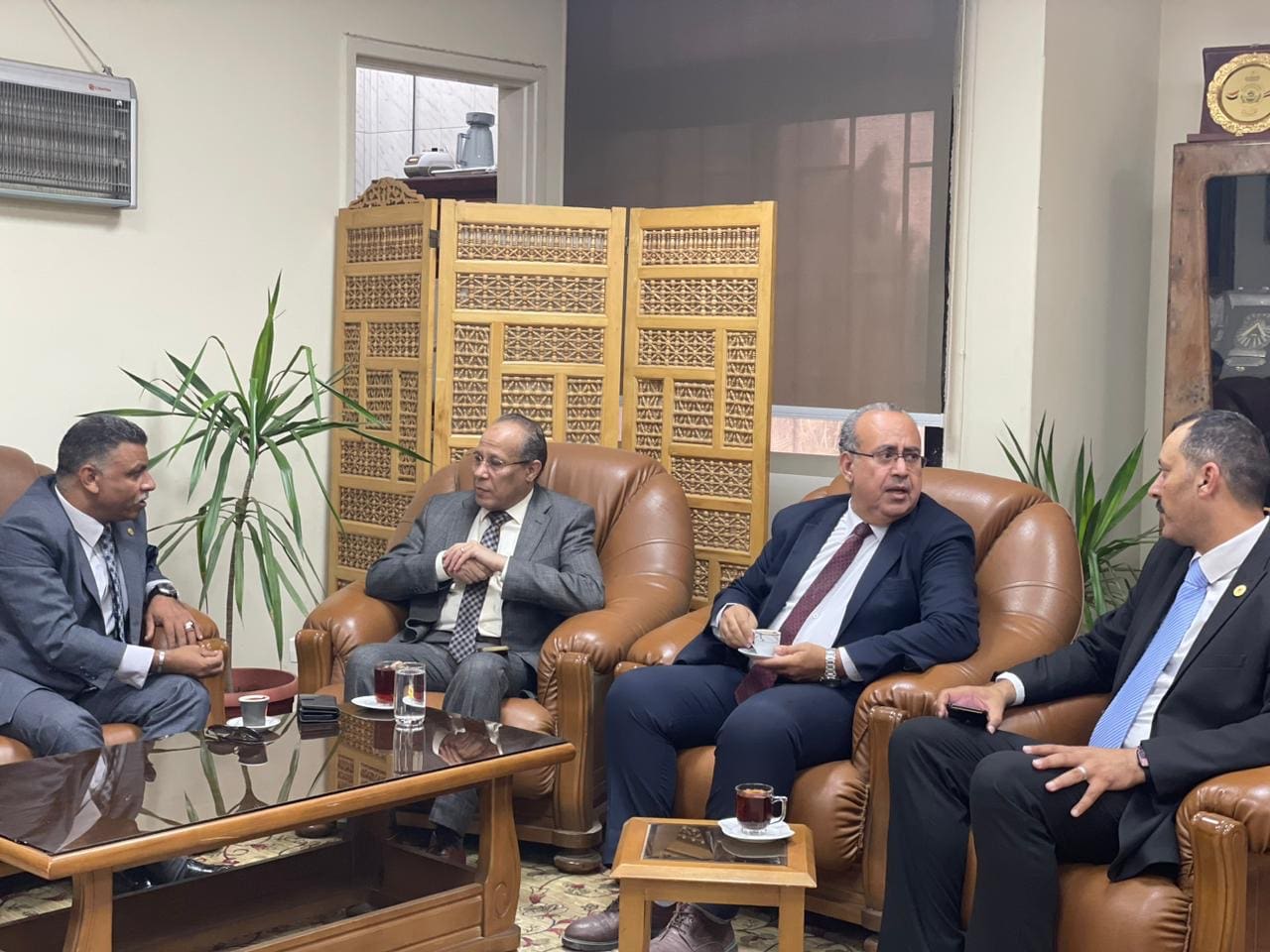 جامعة قناة السويس تُعزز التعاون مع الأكاديمية العسكرية عبر برامج استراتيجية وأمن قومي .. تفاصيل 1 26c97846 265a 40e4 9549 1d6b24c0de09 جامعة قناة السويس جامعة قناة السويس تُعزز التعاون مع الأكاديمية العسكرية عبر برامج استراتيجية وأمن قومي .. تفاصيل موقع في الجامعة
