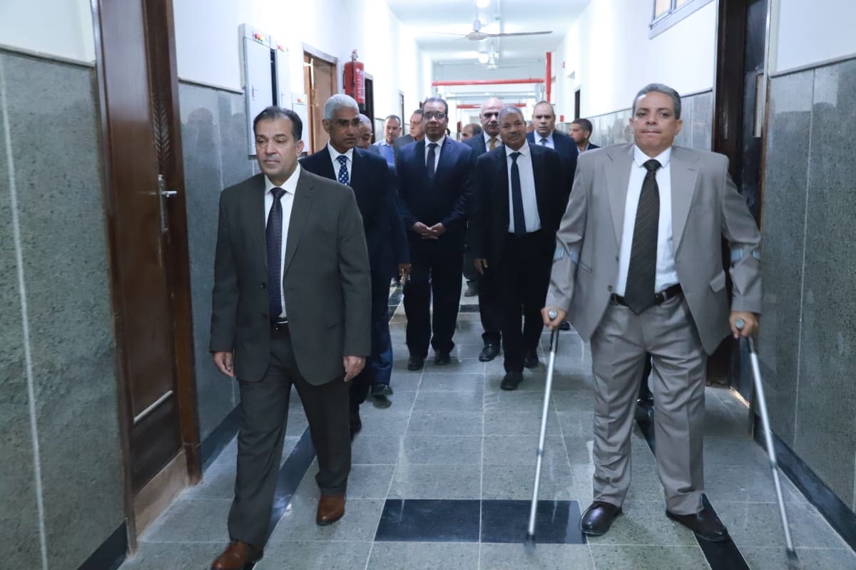 381a369b 7b31 4af0 ac0b 25ace480e63b جامعة جنوب الوادي رئيس جامعة جنوب الوادي يفتتح عدد من المشروعات التطويرية بكلية العلوم موقع في الجامعة