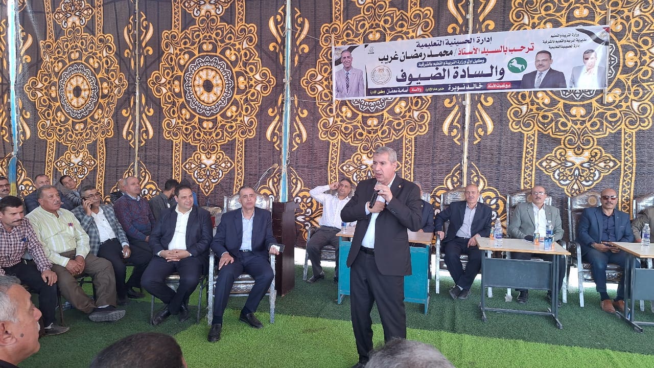 لن أسمح بوجد حصة دراسية بدون معلم.. قرارات حاسمة من وكيل أول وزارة التعليم بالشرقية 1 467395275 1011133674386748 1981517929178329315 n معلم لن أسمح بوجد حصة دراسية بدون معلم.. قرارات حاسمة من وكيل أول وزارة التعليم بالشرقية موقع في الجامعة