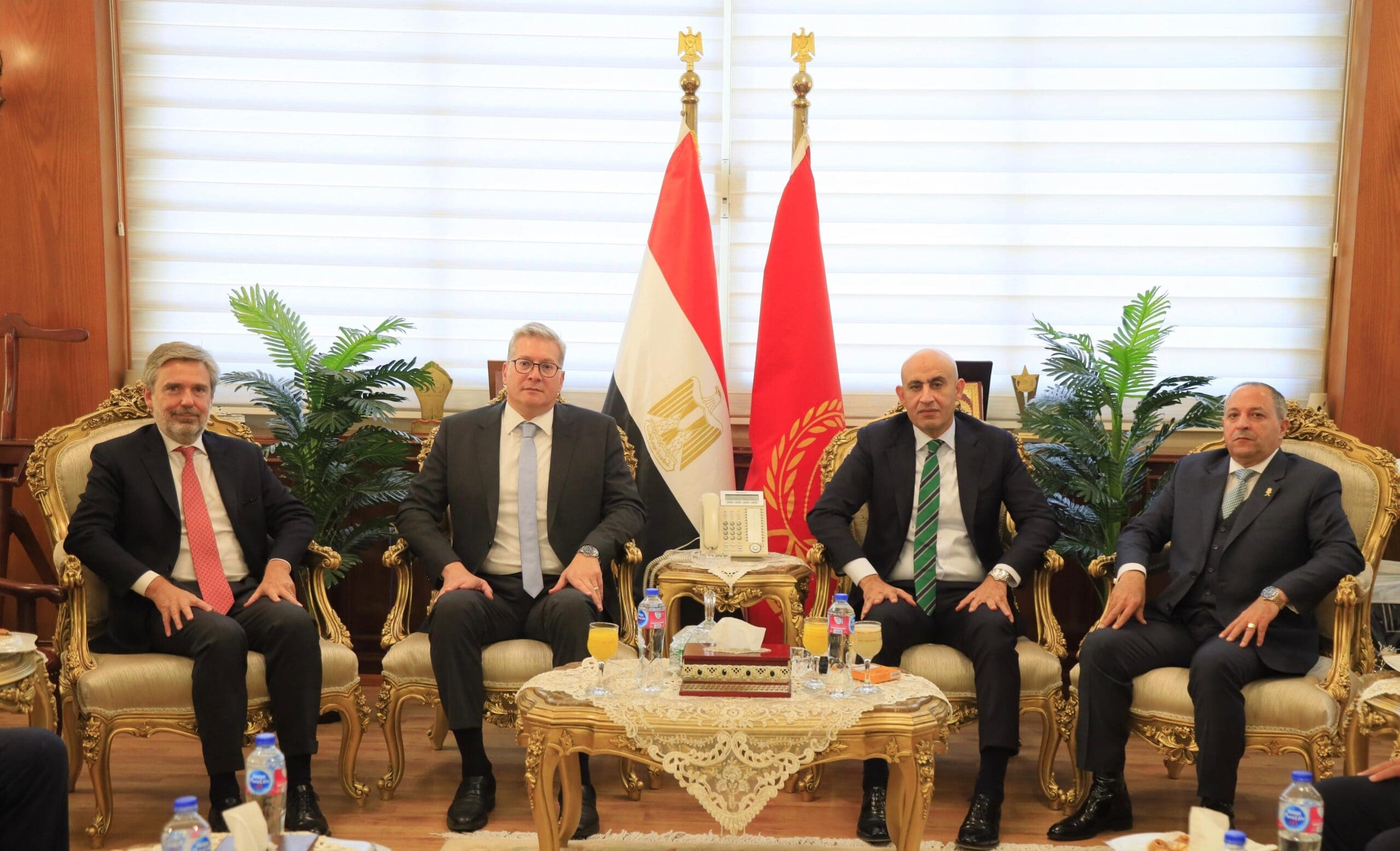 7118b0b7 83e9 42d6 9664 ea27f63768bc scaled امتحانات الشهادة الإعدادية وزير التربية والتعليم يشهد اليوم تخريج الدفعة الأولى من مدرسة ظهر للتكنولوجيا التطبيقية ببورسعيد موقع في الجامعة